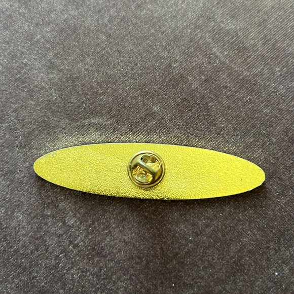 •Holland America Line Pin - Picture 2 of 2